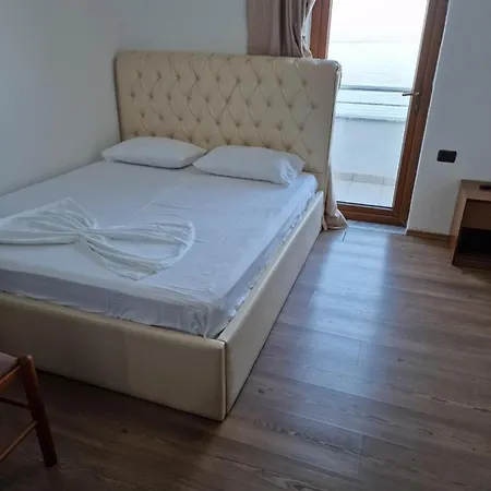 Restaurant Savoja Hotel 3*