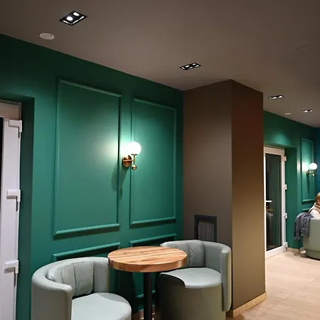 Hotel Restaurant Savoja