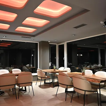 Hotel Restaurant Savoja