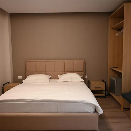 Hotell Restaurant Savoja Pogradec