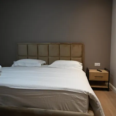 Hotel Restaurant Savoja 3*