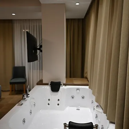 Hotell Restaurant Savoja Pogradec
