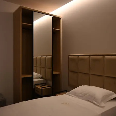 Hotell Restaurant Savoja Pogradec
