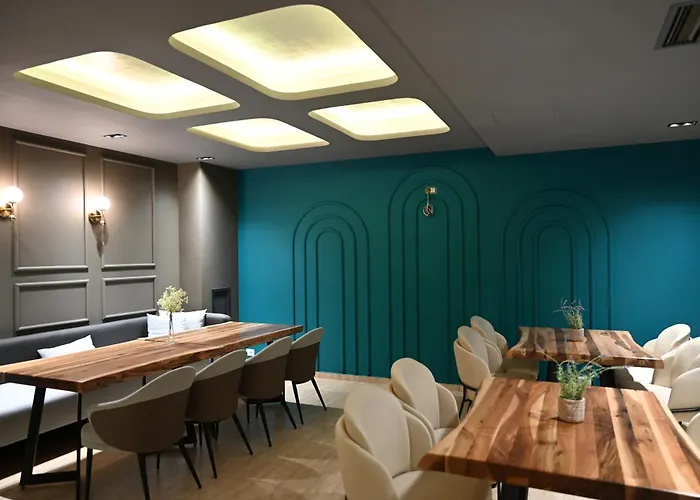 酒店 Restaurant Savoja