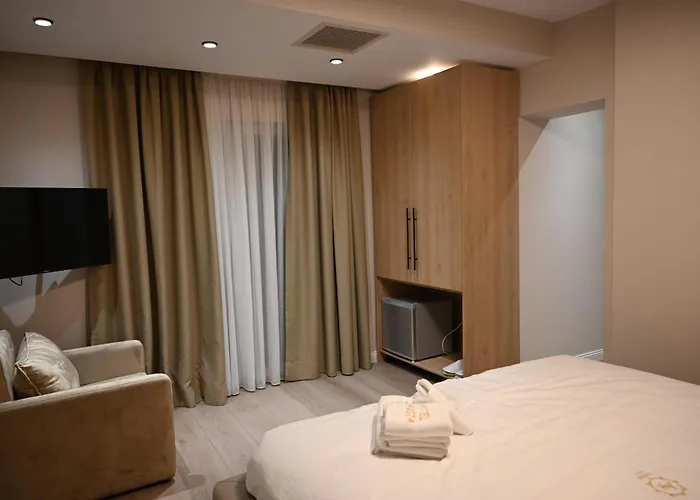 Hotel Restaurant Savoja 3*
