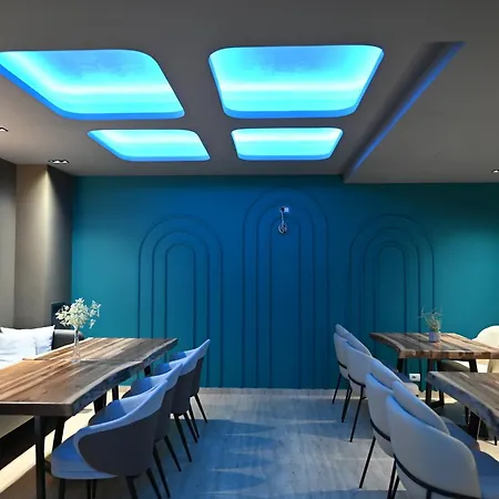 Отель Restaurant Savoja Поградец