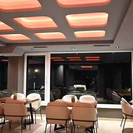 Restaurant Savoja 3*