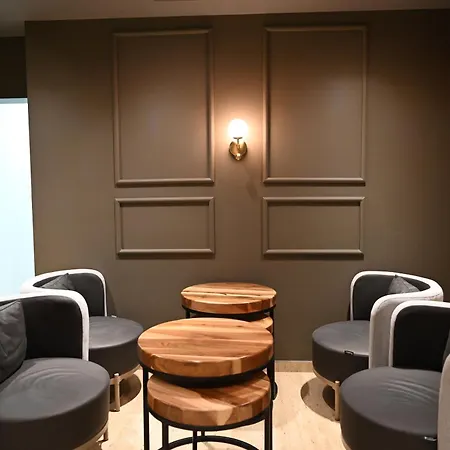 Restaurant Savoja 3*